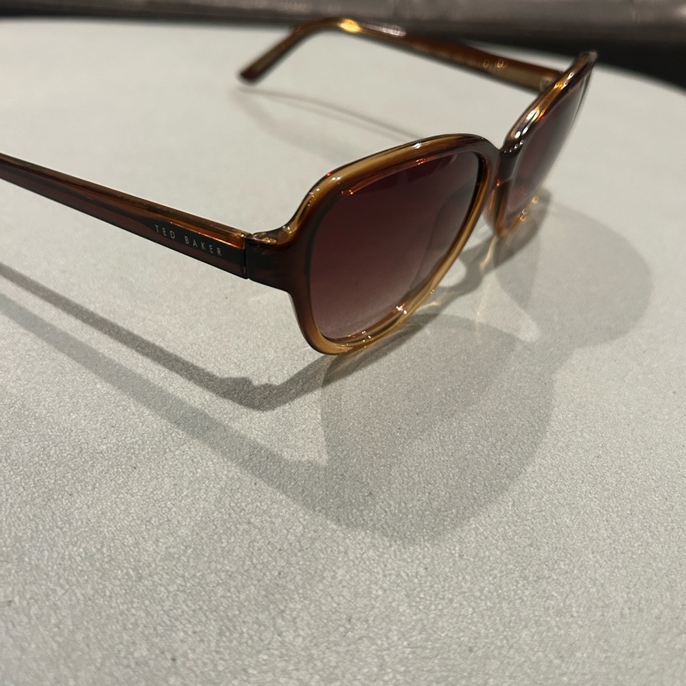 Ted Baker Amber Sunglasses NWOT